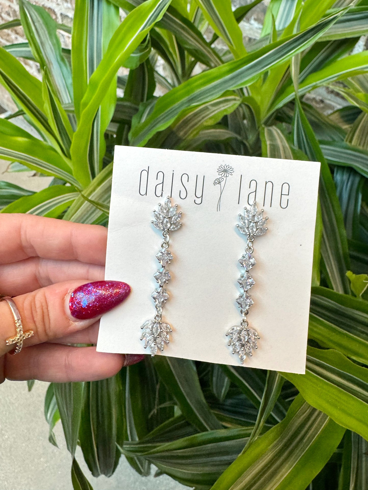 Fiona Dangles