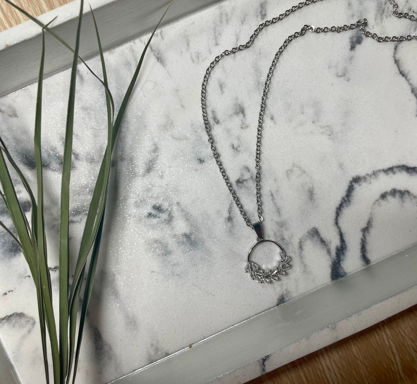 Selena Halo Necklace