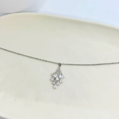 Hazel Necklace