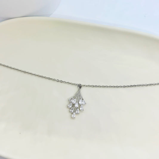 Hazel Necklace